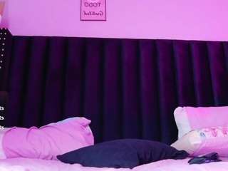 hornybarelylegalgirl