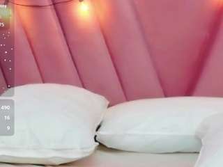 hornybarelylegalgirl