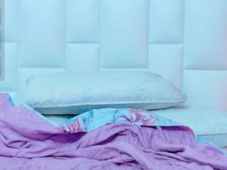 hornybarelylegalgirl webcam