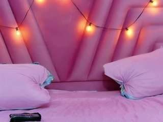 hornybarelylegalgirl