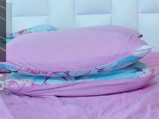 hornybarelylegalgirl