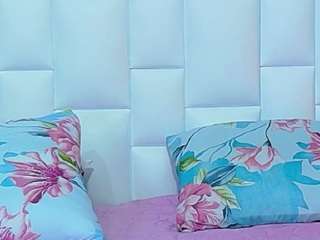 hornybarelylegalgirl