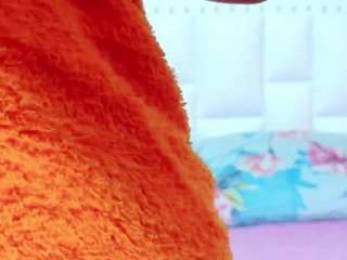 hornybarelylegalgirl