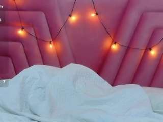 hornybarelylegalgirl