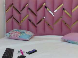 Live stream of hornybarelylegalgirl