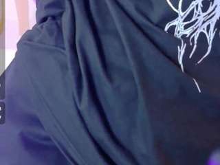 hornybarelylegalgirl