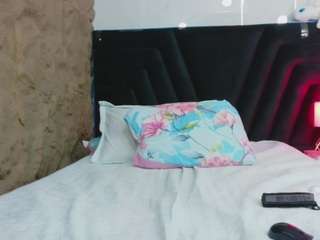 hornybarelylegalgirl