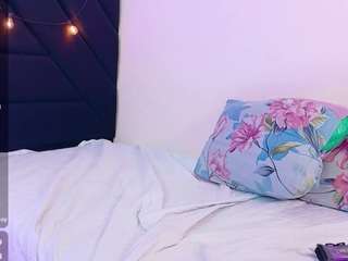 hornybarelylegalgirl