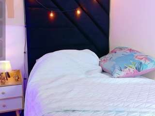 hornybarelylegalgirl