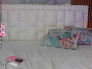 hornybarelylegalgirl live webcam show