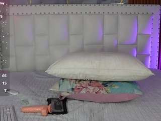 hornybarelylegalgirl live webcam show