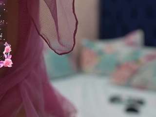 hornybarelylegalgirl