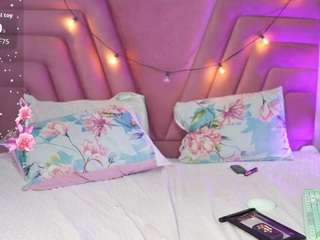 hornybarelylegalgirl