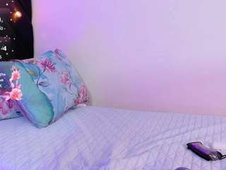 hornybarelylegalgirl