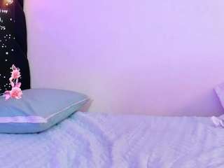 hornybarelylegalgirl