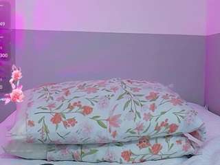 hornybarelylegalgirl