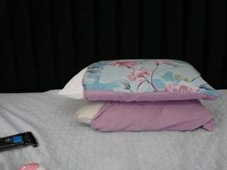 le modèle hornybarelylegalgirl est en webcam porno dans un show sur le site camsoda, il possède les tags suivants: ahegao,shaved pussy,moaning,nature,no smoking,orgasm,pegging,pussy,ride torso,spank,mature,squirter,strip,tattoos,tease,teen 18,thick,toys,middle aged,lush