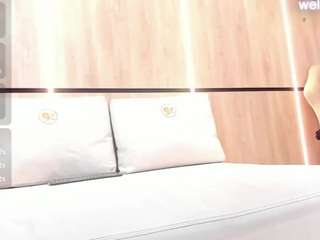 adela-chase webcam