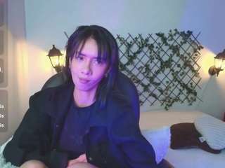 bonnieshyy Live Webcam on CamSoda