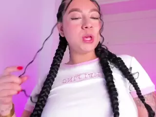 BrianaTaylor's Live Sex Cam Show