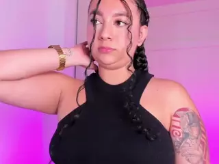 BrianaTaylor's Live Sex Cam Show