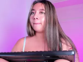 BrianaTaylor's Live Sex Cam Show
