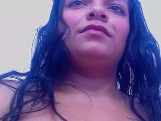  chloee-hott chat room