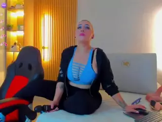 Mia-Becke's Live Sex Cam Show
