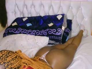 bustycece Live Webcam on CamSoda