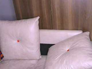 Bustycece live webcam show