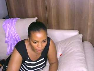 bustycece