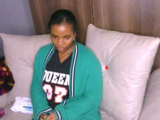 bustycece