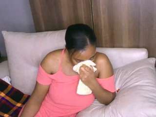 bustycece