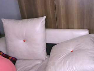 bustycece