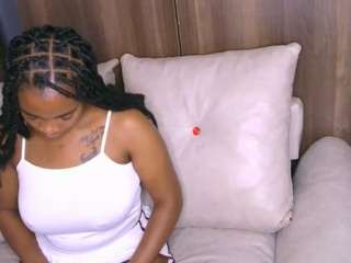 bustycece