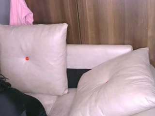 bustycece