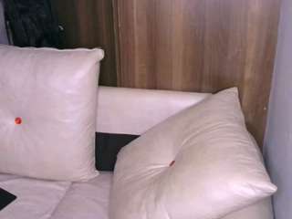 Bustycece