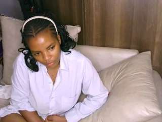 bustycece