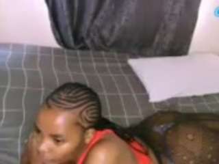 bustycece