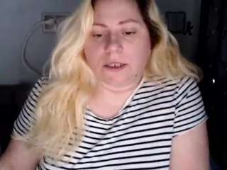 candycream17 webcam model