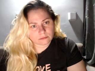candycream17 Live Webcam on CamSoda