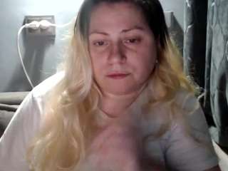 candycream17 Live Webcam on CamSoda