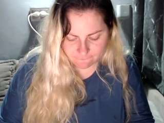 candycream17 Live Webcam on CamSoda