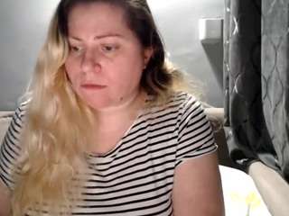 candycream17 live webcam on Soda Cams