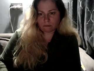 candycream17's CamSoda show and profile