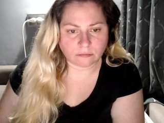 candycream17 Profile Image