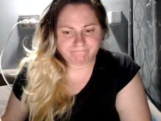 candycream17 live cam — amateur, blowjob, cock rating