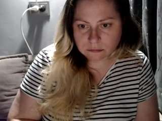 candycream17 live webcam show