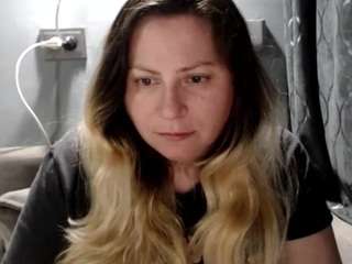 candycream17 live webcam show