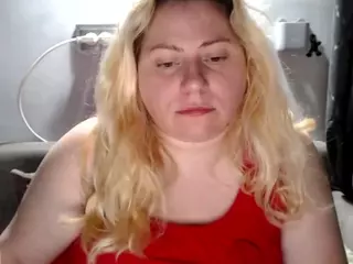 candycream17's Live Sex Cam Show
